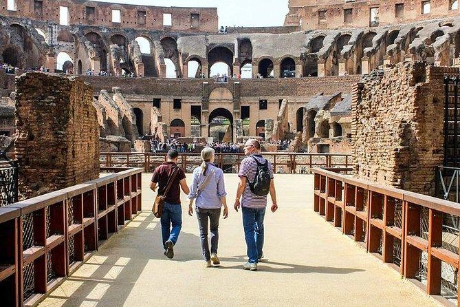 Colosseum Arena and Roman Forum Exclusive Private Guided Tour - Where you meet and where you end