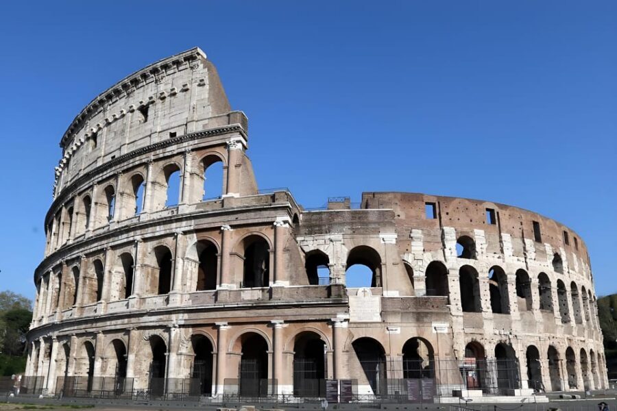 Colosseum, Forum & Palatine with AudioGuide (Arena optional) - Audio guide + 3D intro video: how to use it well
