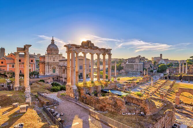 Colosseum, Roman Forum, Palatine & Mamertine Prison - Roman Forum and Via Sacra walk: short time, high payoff