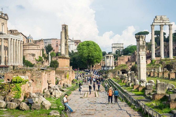 Early Colosseum, Roman Forum and Palatine Hill Guided Tour - Palatine Hill in 45 Minutes: Legend Meets the Oldest Layers
