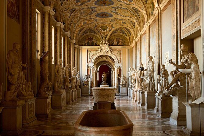 Essential of Rome in 1 Day: Vatican Musems & Colosseum - St. Peter’s Basilica: big Renaissance scale, fast context