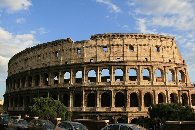 Essential of Rome in 1 Day: Vatican Musems & Colosseum - Colosseum first impression: the amphitheatre you can feel
