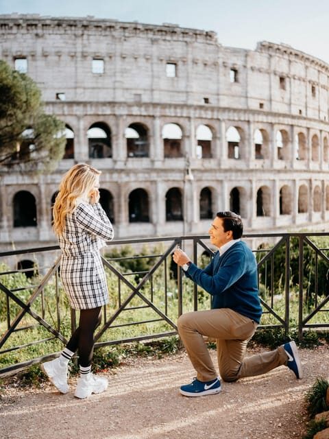 Mini Photo-session at Colosseum with Photographer - Posing direction from Emgarro Photography: confidence on command