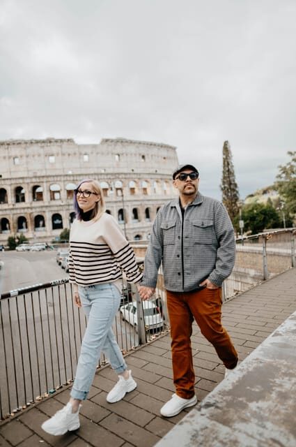 Mini Photo-session at Colosseum with Photographer - Outfit change and variety: included, but keep it sensible