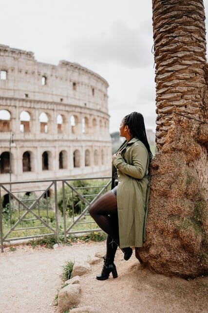 Mini Photo-session at Colosseum with Photographer - Meet at Oppio Caffe: keep it easy and stay ready
