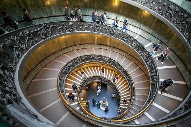 Night at the Colosseum Guided Walking Tour of Ancient Rome - Nighttime Rome from Street Level: why this route works