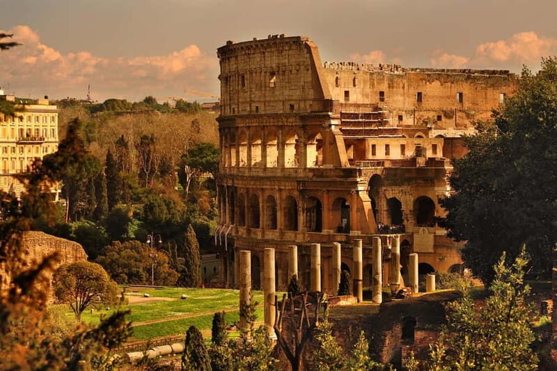 Rome: Colosseum and Ancient Rome Small Group Guided Tour - Logistics that can make or break your day