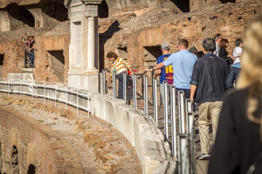 Rome: Colosseum, Forum, & Palatine Hill Entry & Audioguide - Roman Forum Stops: The Walk Through Public Power