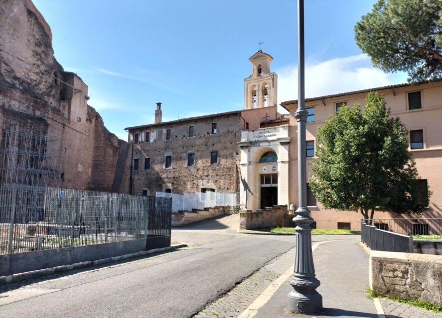 Rome: Colosseum, Roman Forum, and Palatine Hill Ancient Tour - Key Points at a Glance