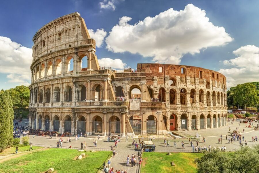 Rome: Colosseum, Roman Forum, and Palatine Hill Tour - From Colosseum Security to Forum Streets: the flow of the tour