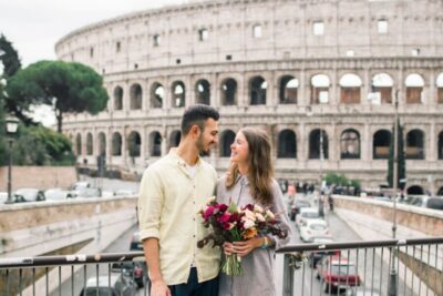 Rome: Personalized Photoshoot outside the Colosseum - Where you meet and how the session flows near the Roman Forum