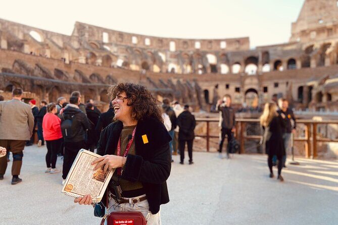 Small Group Tour of Colosseum With Dungeons - Palatine Hill Views in 45 Minutes: Emperors’ Neighborhood Energy